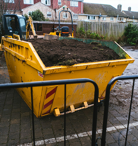 Cheap mini skip prices for waste disposal Mirfield